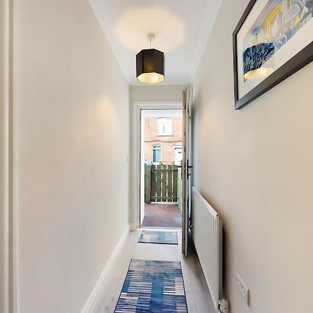It'S Broadway Baby! Great House Close To City Centre بلفاست المظهر الخارجي الصورة
