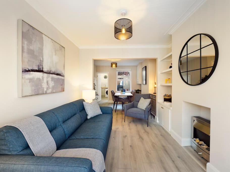 It'S Broadway Baby! Great House Close To City Centre بلفاست المظهر الخارجي الصورة