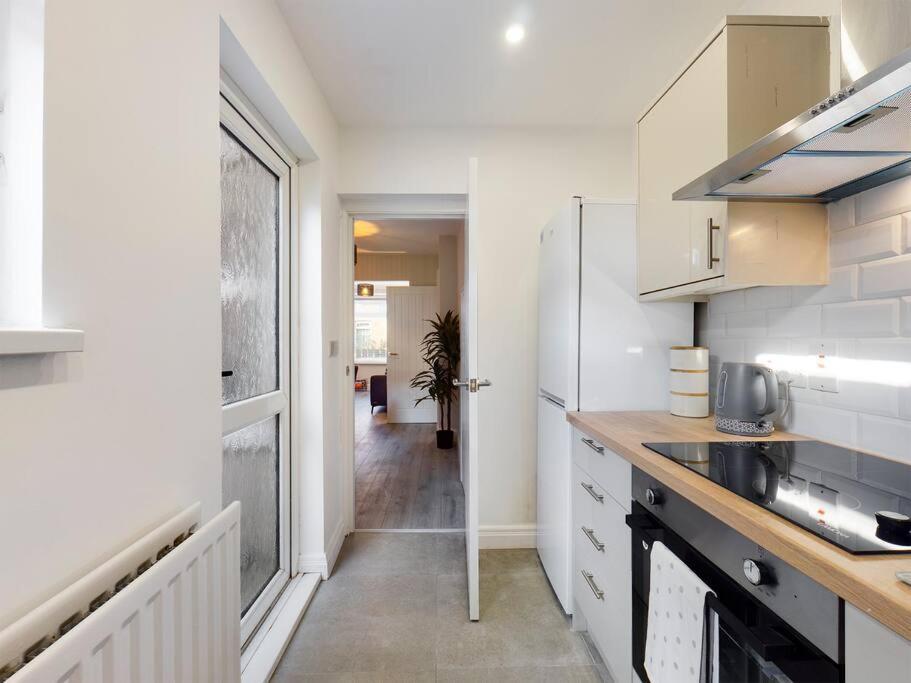 It'S Broadway Baby! Great House Close To City Centre بلفاست المظهر الخارجي الصورة